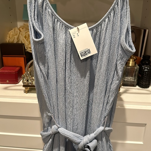 Romper - Picture 2 of 3